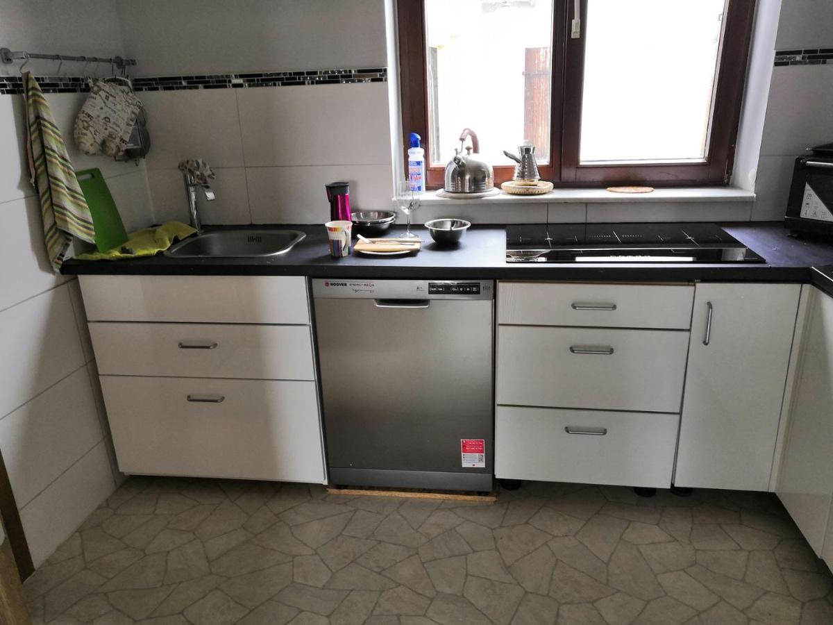 Apartamento Zu Hause Auf Zeit Bei Marion Bobbau Exterior foto