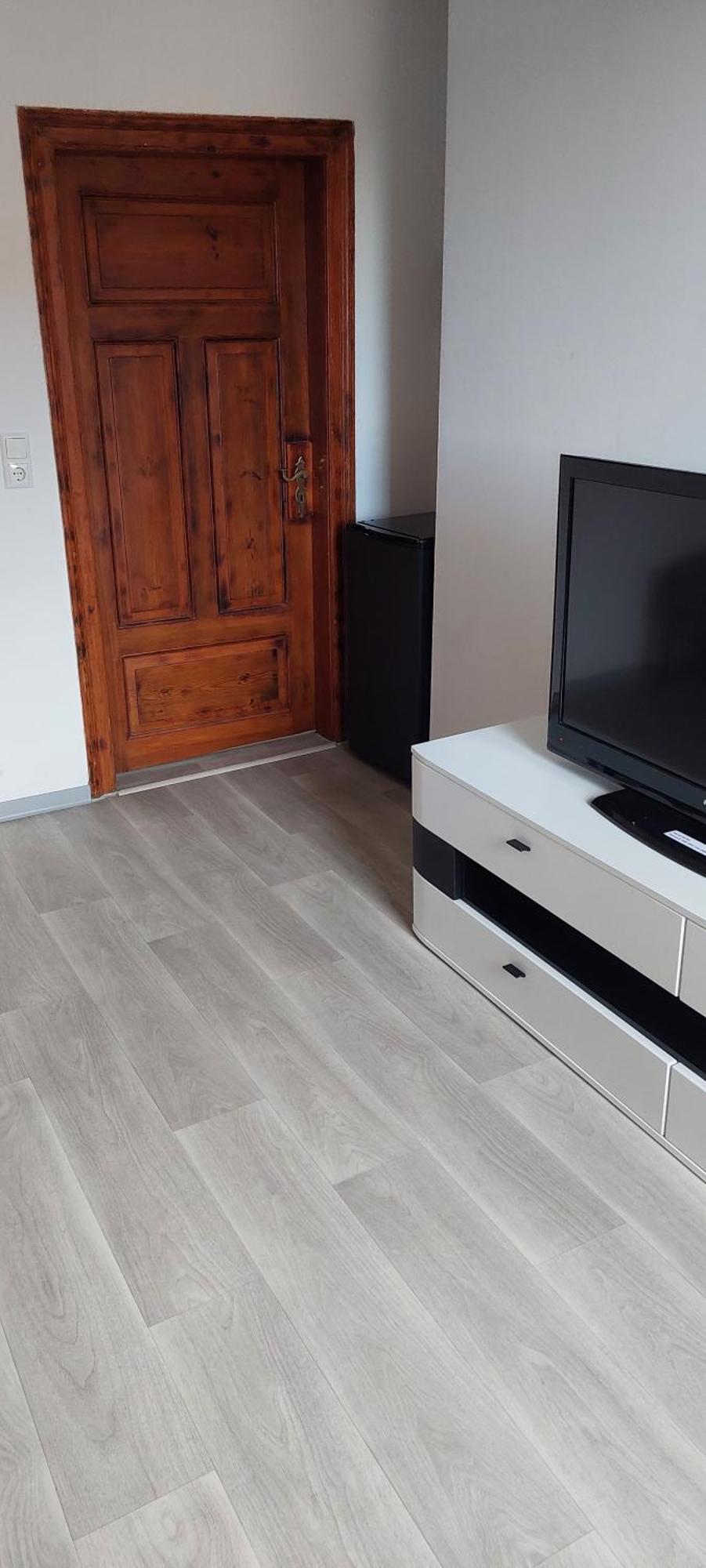 Apartamento Zu Hause Auf Zeit Bei Marion Bobbau Exterior foto